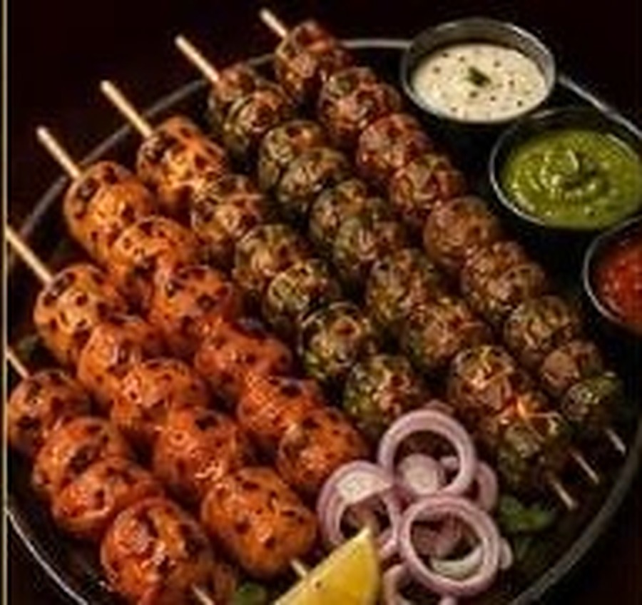 Max Kitchen sizzling BBQ platter
